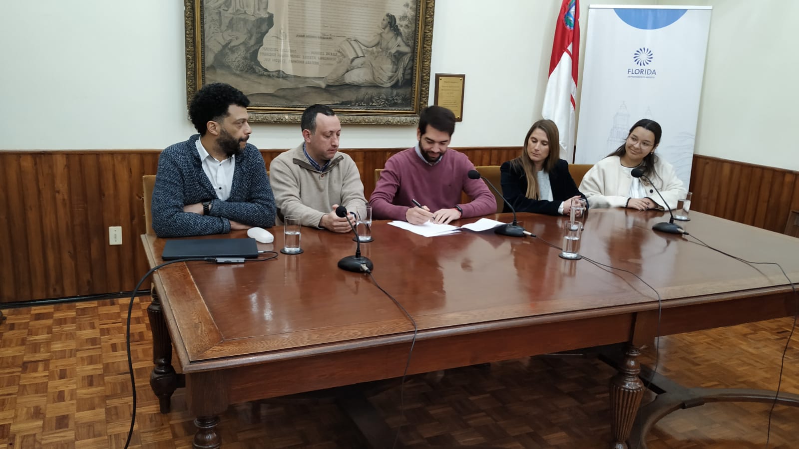 La_Institución_Nacional_de_Derechos_Humanos_y_Defensoría_del_Pueblo_y_la_Intendencia_de_Florida_firmaron_convenio_marco.jpeg