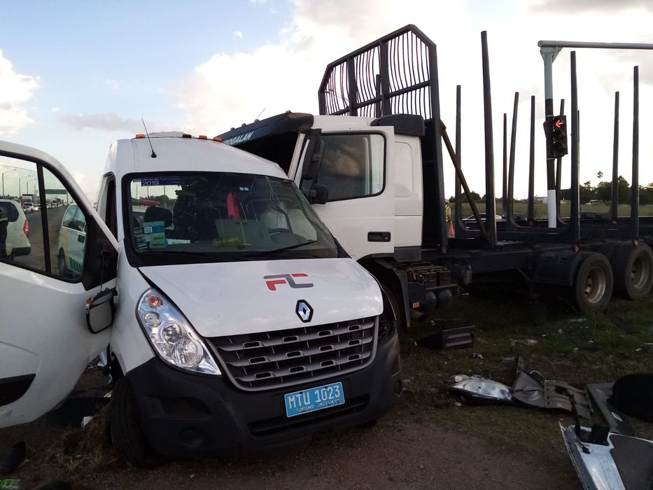 Cuatro muertos y seis lesionados en trágico accidente en ruta 5 y 102