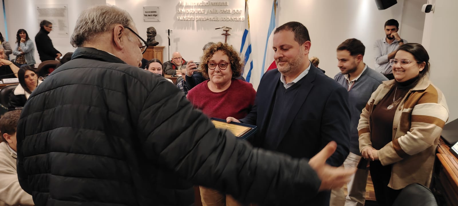 Nuestra_emisora_fue_homenajeada_por_sus_50_años_en_la_Junta_Departamental_4.jpeg