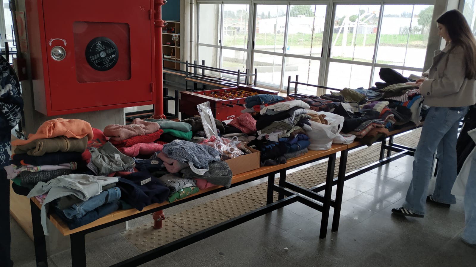 Nueva_feria_americana_en_la_Escuela_Técnica_Nº_2.jpeg