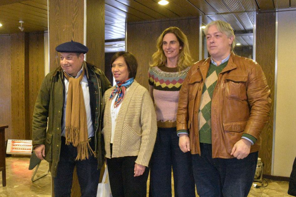 Proyección_de_cine_filipino_por_los_50_años_de_relaciones_diplomáticas.jpeg