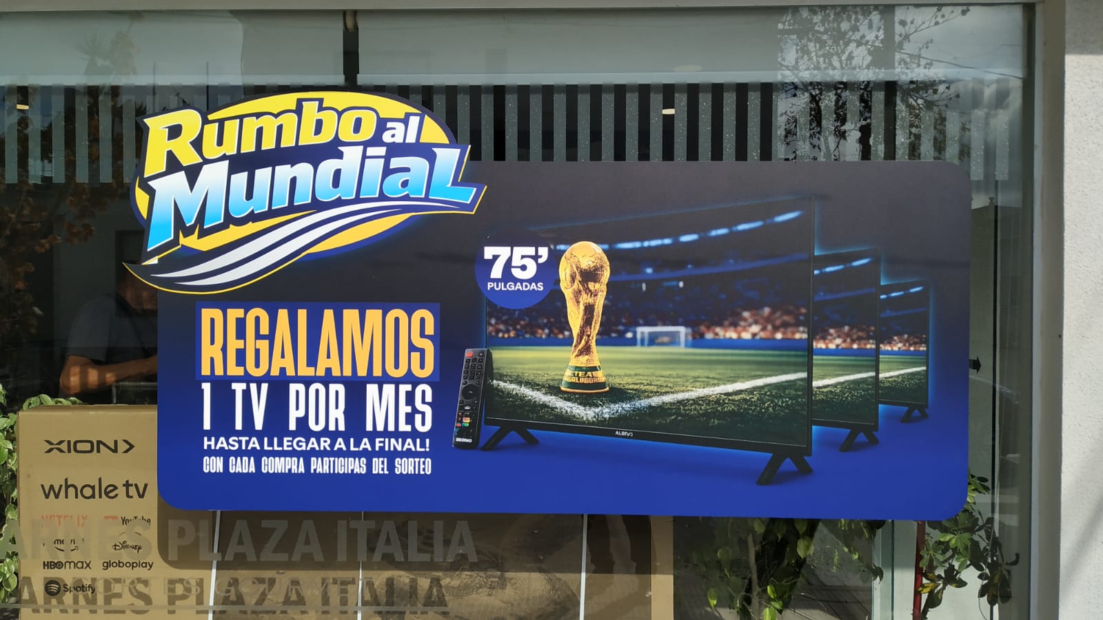 Rumbo_al_Mundial_Carnes_Plaza_Italia_regaló_el_primer_TV_75_3.jpeg